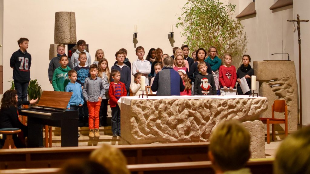 Kinder singen - Weihnachtskonzert 2016
